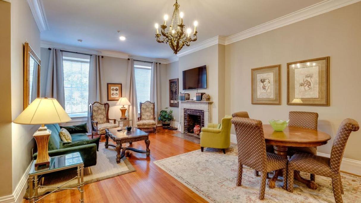 201 York #3 - Homey Downtown 2 Bedroom Steps From The River سافانا المظهر الخارجي الصورة